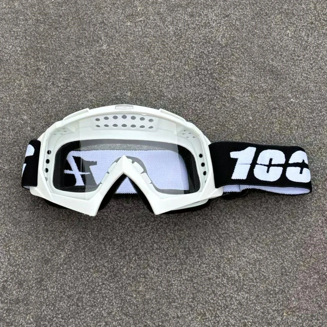 Motorcycle and Motocross Goggles with UV400 Mirrored Lens