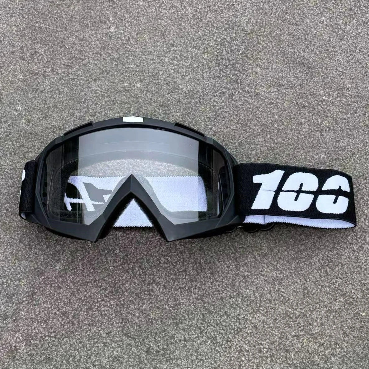 Motorcycle and Motocross Goggles with UV400 Mirrored Lens